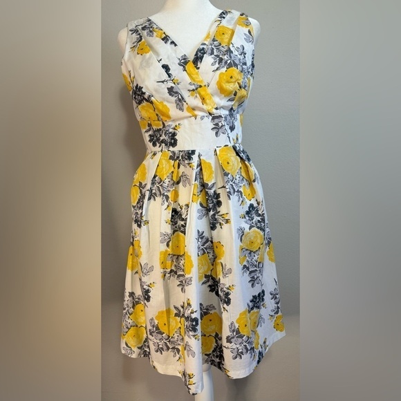 Corey P Women’s Floral Fit & Flare Spring Summer Dress Size 6 - Picture 1 of 11